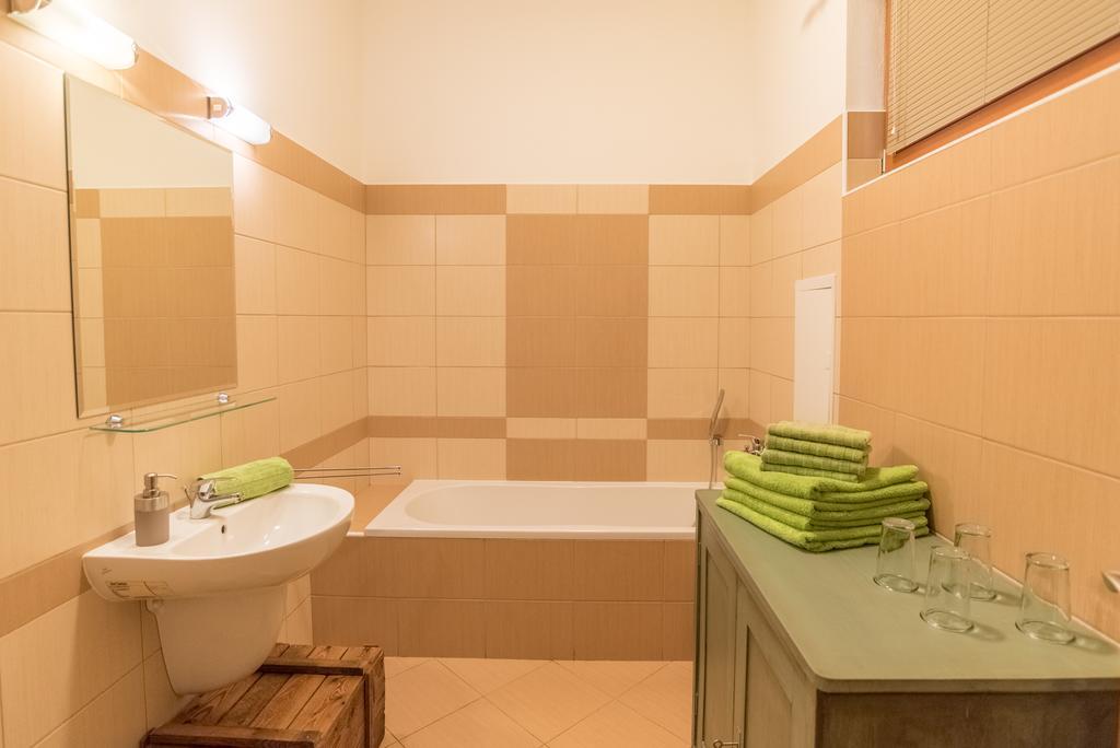 Apartment Sirius D In Center Of Cb. Ceske Budejovice Exterior foto